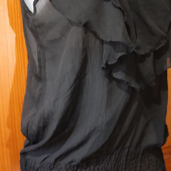 Miley Cyrus Max Azria Black Sheer Ruffle Top Fluttery Romantic Y2K Goth LG - Picture 8 of 9
